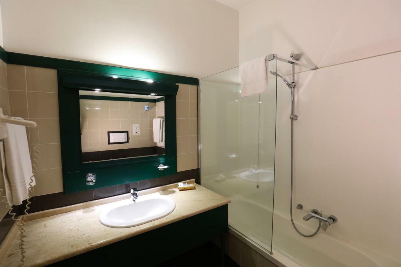 Triple Room,1209626842:JPEG